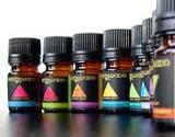 photo of several bottle of essential oils that can naturally give hay fever relief