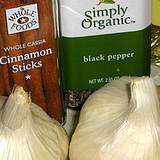 photo of bulbs of garlic and cans of cinnamon and black pepper all natural remedies for diabetic treatment