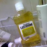 photo of an bottle of Listerine a good toenail fungus treatment
