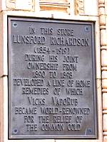 photo of a plaque to honor Lunsford Richardson the inventor of Vicks VapoRub